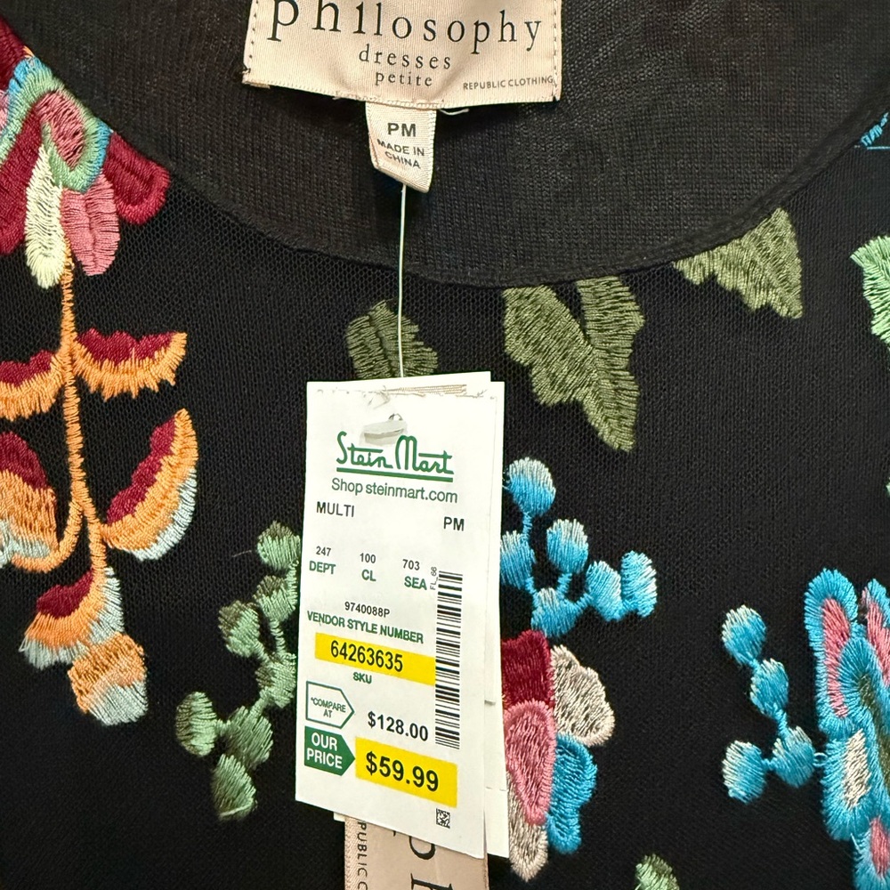 Floral Embroidered Dress - Picture 3 of 3